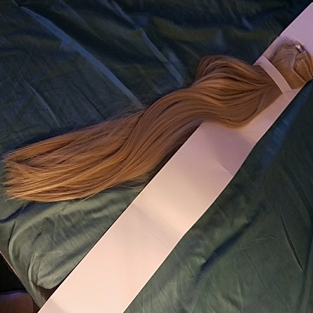 SOLD Bella clip in extensions